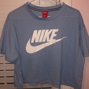 Nike Crop Top